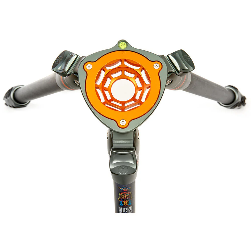 3 Legged Thing Legends Nicky 4-Section Carbon Fiber Hybrid Video/Photo Tripod - Image 7
