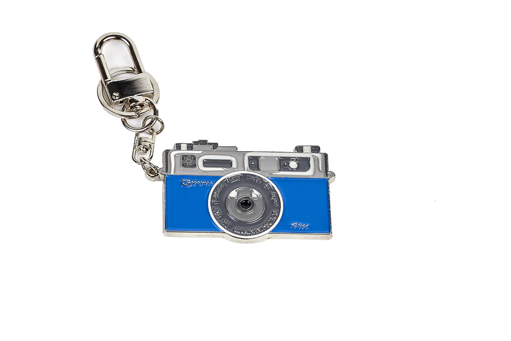 YASHICA Electro 35 Keychain - Image 4