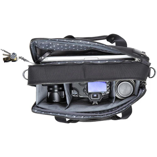 Barber Shop Convertible Bag "Undercut" - Black Leather - Image 2