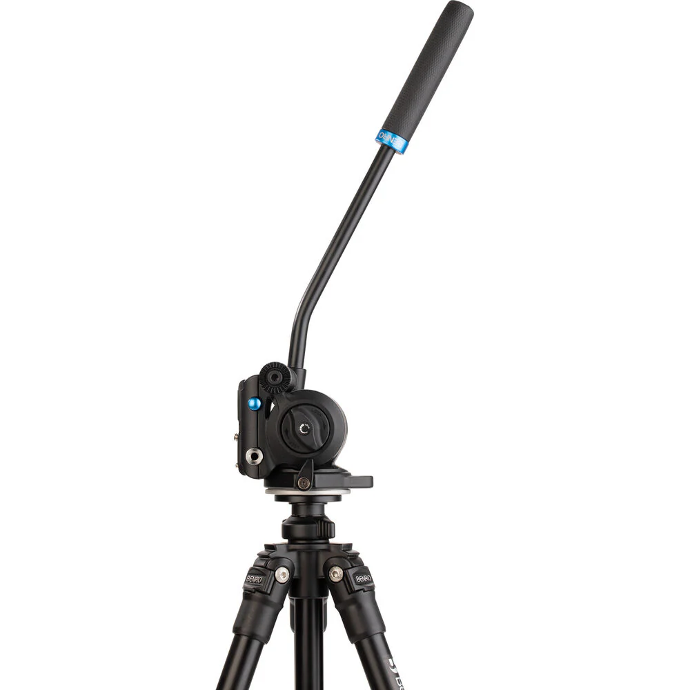 Benro Aluminium Tripod with S2 PRO 60mm Flat Base Video Head - Image 5
