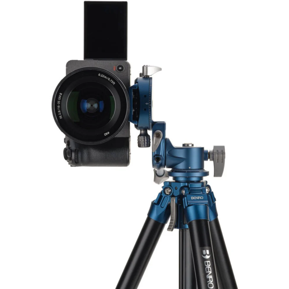 Benro SuperSlim Aluminium Series 1.5 Tripod with PHVF3 Hybrid Flip Head - Image 9