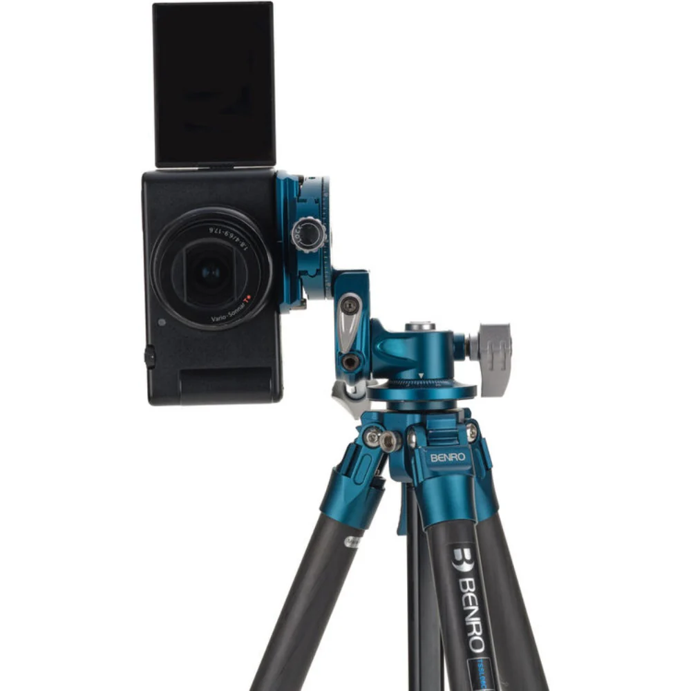 Benro SuperSlim Carbon Fiber Series 0 Tripod with PHVF2 Flip Head - Image 9