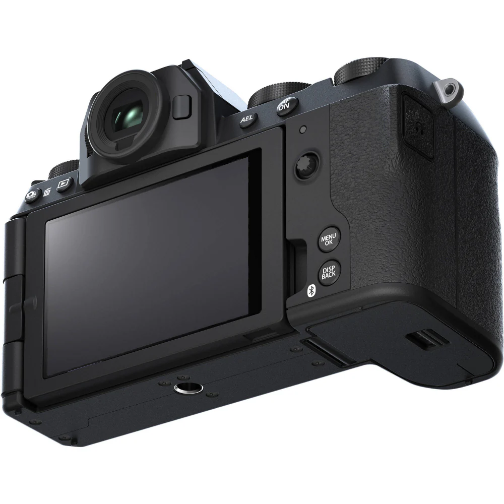 Fujifilm X-S20 with XF 27mm F2.8 R WR Lens - Image 10