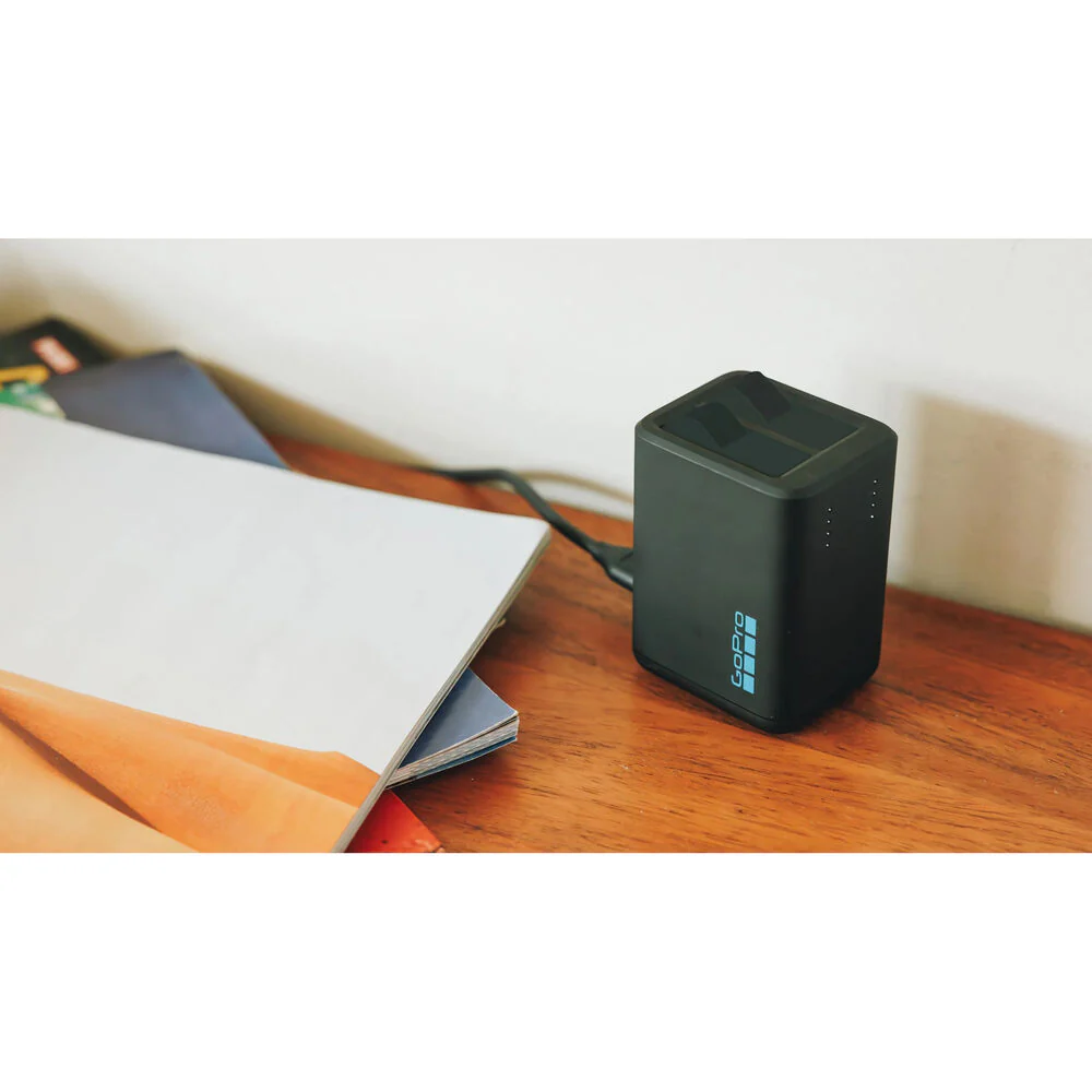GoPro Dual-Battery Charger with Two Enduro Batteries for HERO13 Black - Image 4