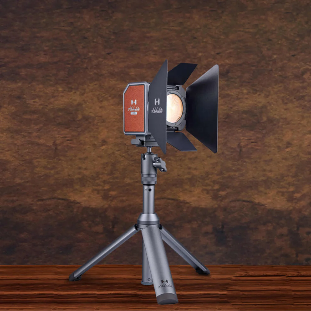 Harlowe Extendable Desktop Tripod (22") - Image 5