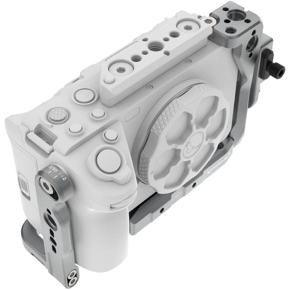 Kondor Blue Hybrid Cage with Top Handle for Sony FX3 and FX30 - Image 15