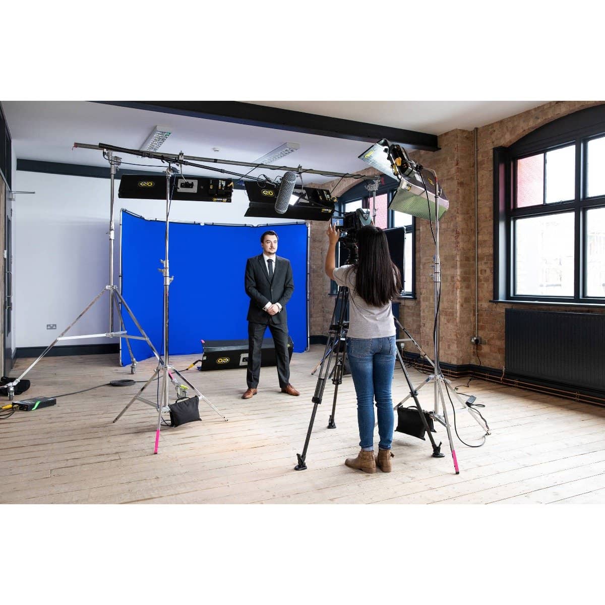 Lastolite Chroma Key Blue Cover for the 13' Panoramic Background - Image 2