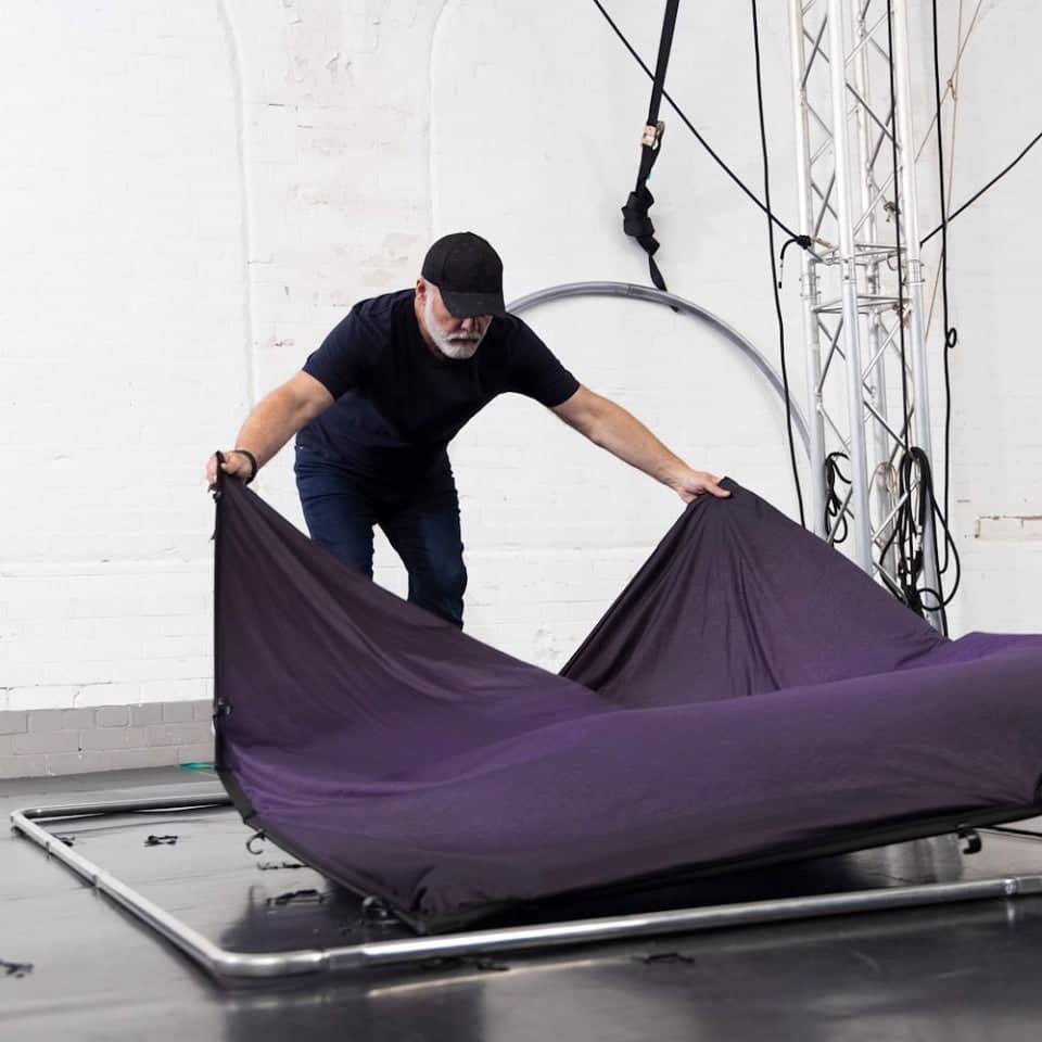 Lastolite Kit BG EzyFrame 2x2.3m Aubergine - Image 4