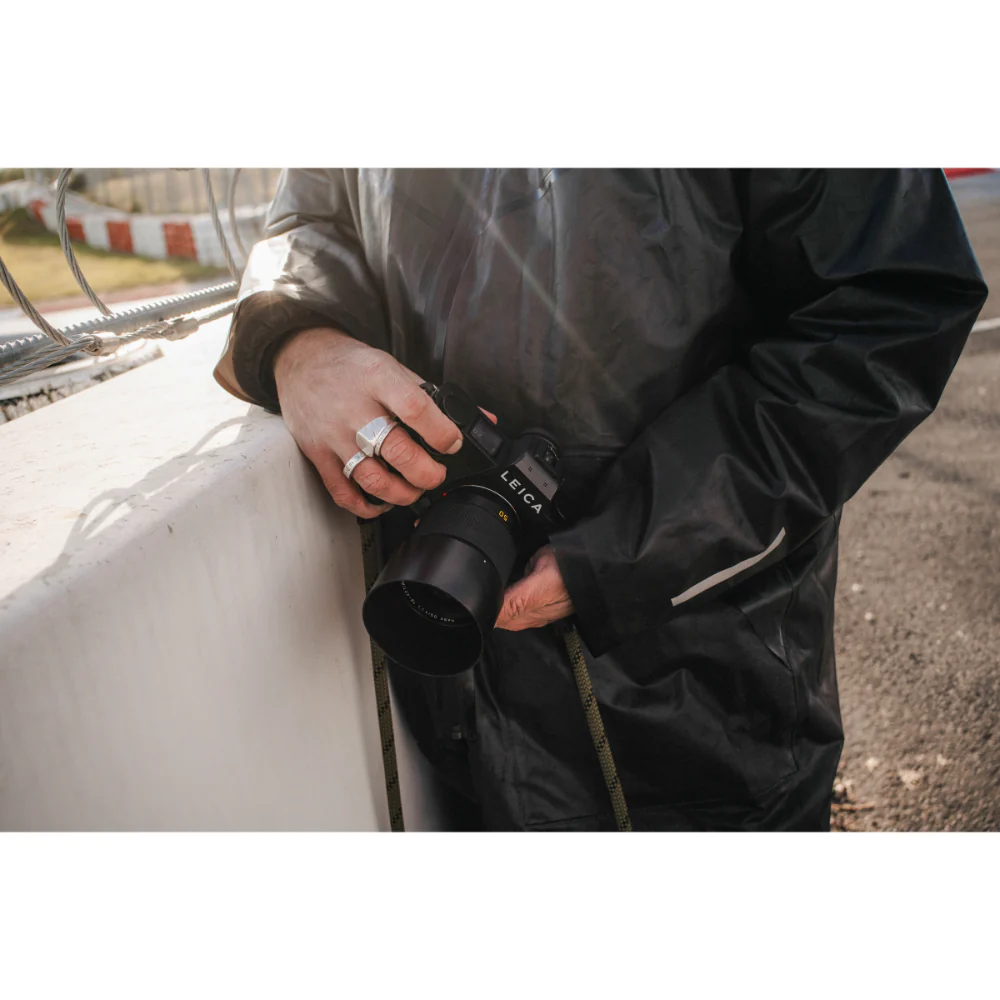 Leica SL3-P Mirrorless Camera Body Only - Image 18