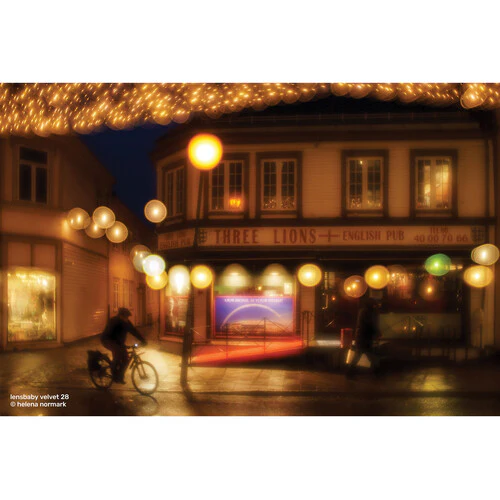 Lensbaby Velvet 28mm f/2.5 Lens for Fujifilm X (Silver) - Image 5