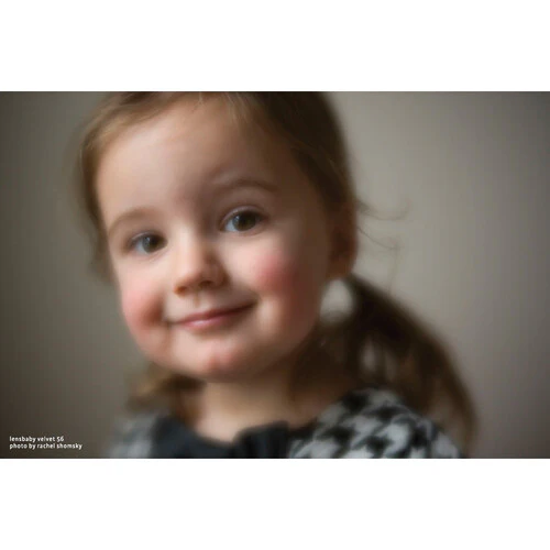 Lensbaby Velvet 56mm f/1.6 Lens for Sony E - Image 7