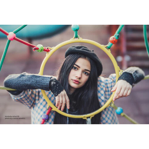 Lensbaby Velvet 85mm f/1.8 Lens For L Mount - Image 3