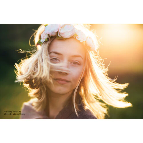 Lensbaby Velvet 85mm f/1.8 Lens for Nikon Z - Image 15
