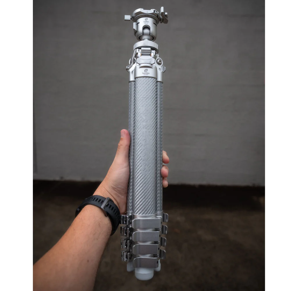 Leofoto AZ-235C Carbon Fibre Travel Tripod + MBH-30 Inverted Ball Head - Silver - Image 12