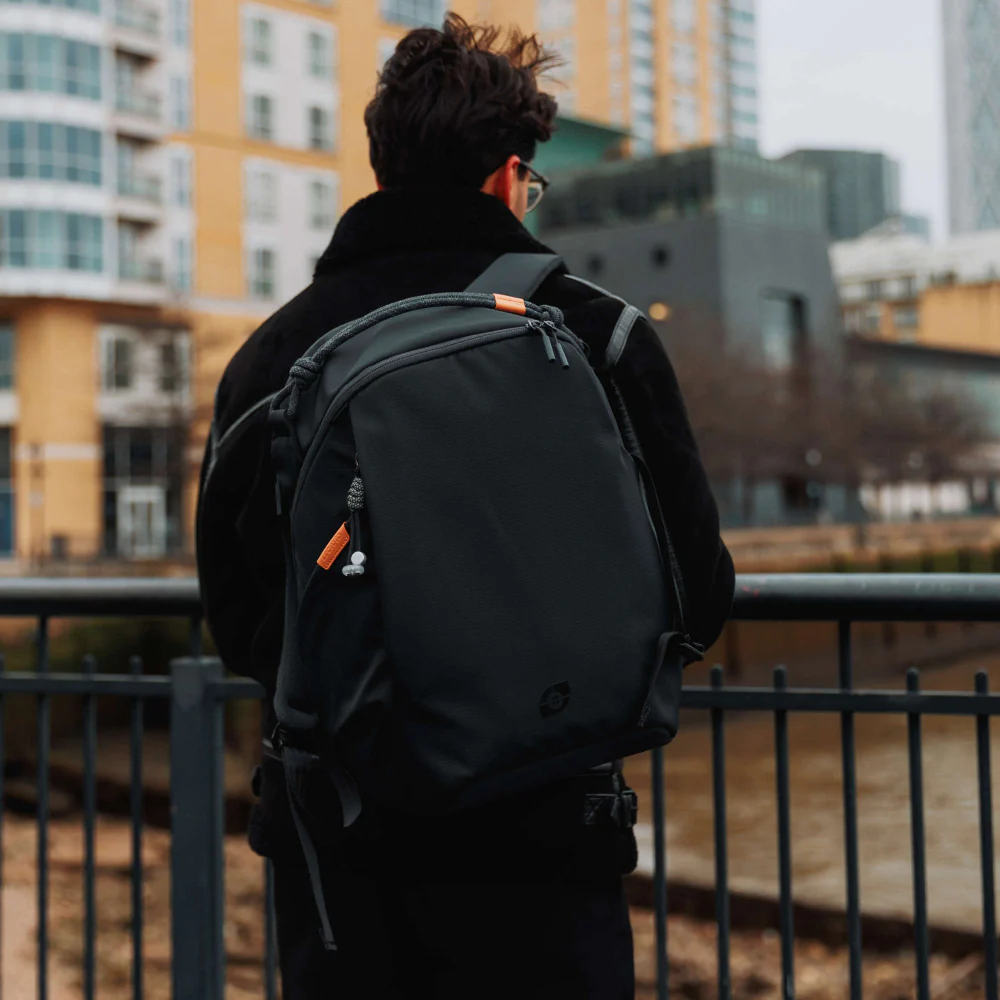 Leofoto Daily Lite 13L Camera Backpack - Image 18