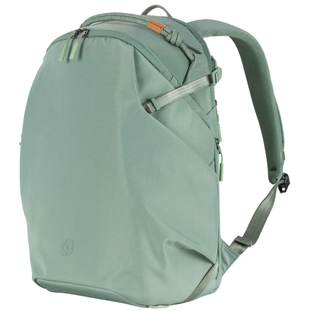 Leofoto Daily Lite 13L Camera Backpack - Image 3