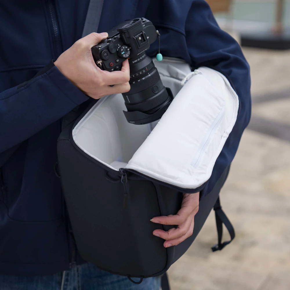 Leofoto Daily Lite 23L Camera Backpack - Image 25