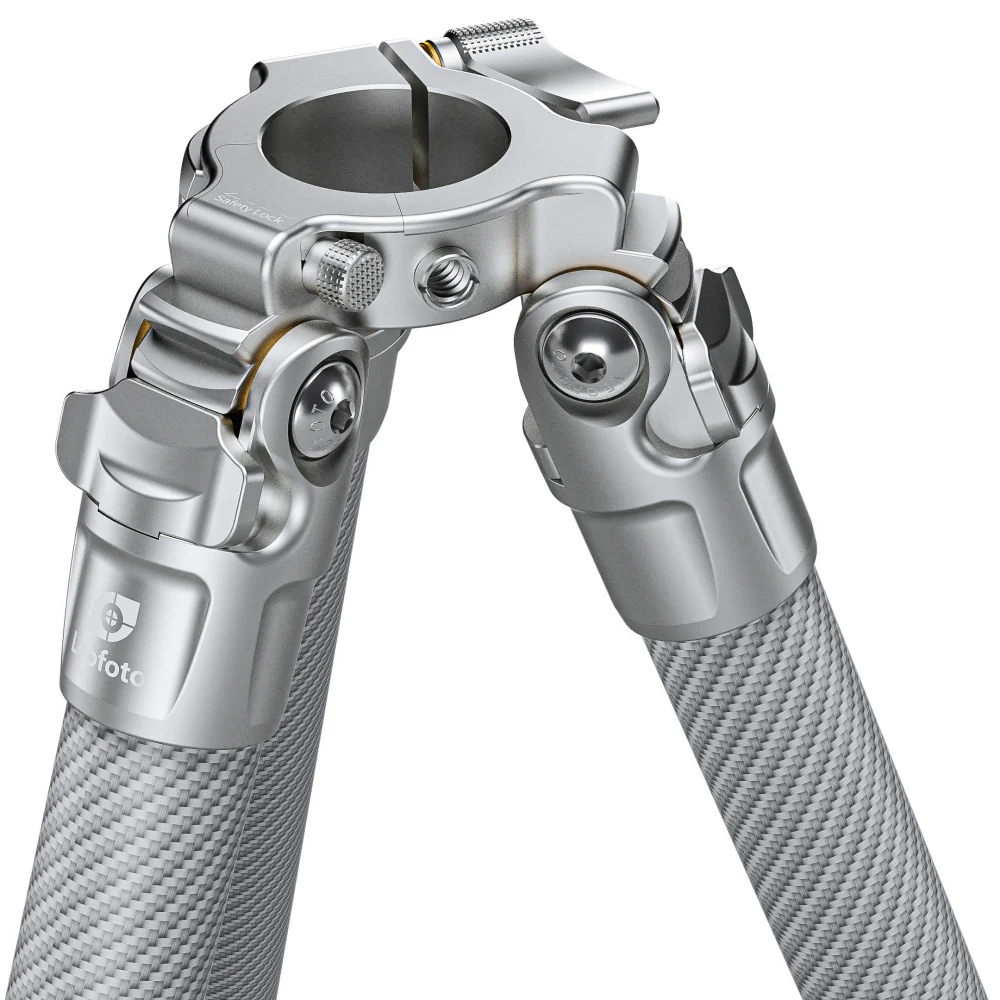 Leofoto LG-324C Silver 4 Section Water Resistant Carbon Fibre Tripod with LH-40R Ball Head - Image 2