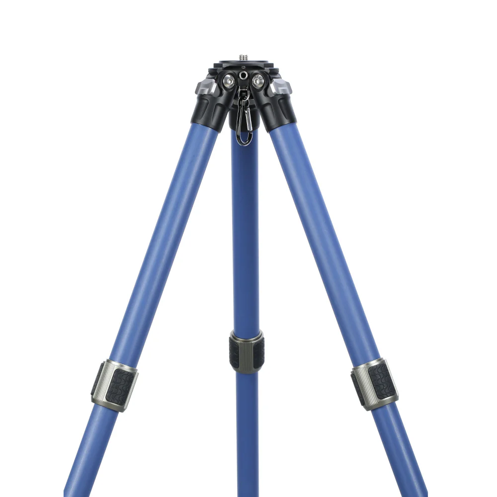 Leofoto LP-324C Poseidon Series 4 Section Water Resistant Carbon Fibre Tripod - Image 4