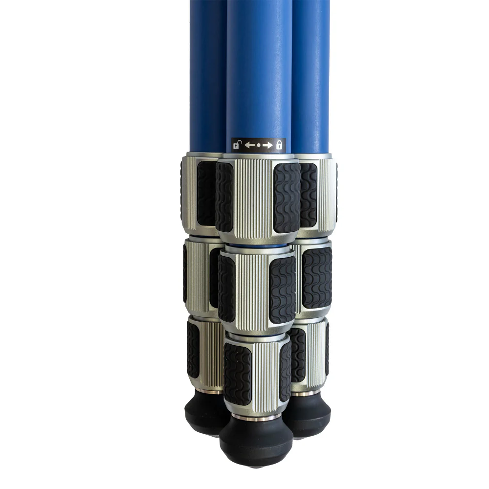 Leofoto LP-364CEX Poseidon Series 4 Section Levelling Base Water Resistant Carbon Fibre Tripod - Image 5