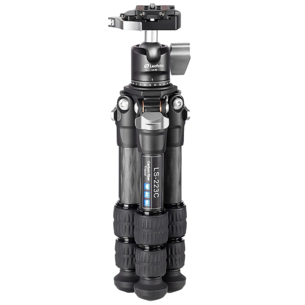 Leofoto LS-223C Ranger Series 3 Section Carbon Fibre Tripod with LH-25LR Ball Head - Image 2