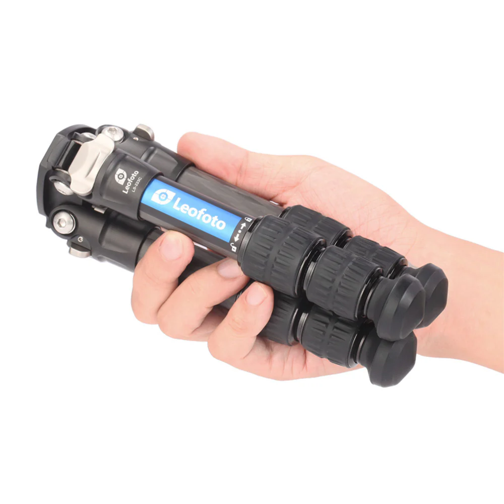 Leofoto LS-223C Ranger Series 3 Section Carbon Fibre Tripod with LH-25LR Ball Head - Image 3
