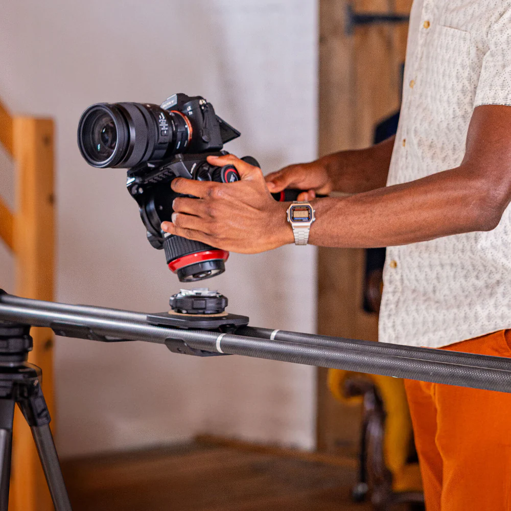 Manfrotto MAONEQR XCHANGE Quick Release System Adapter - Image 7