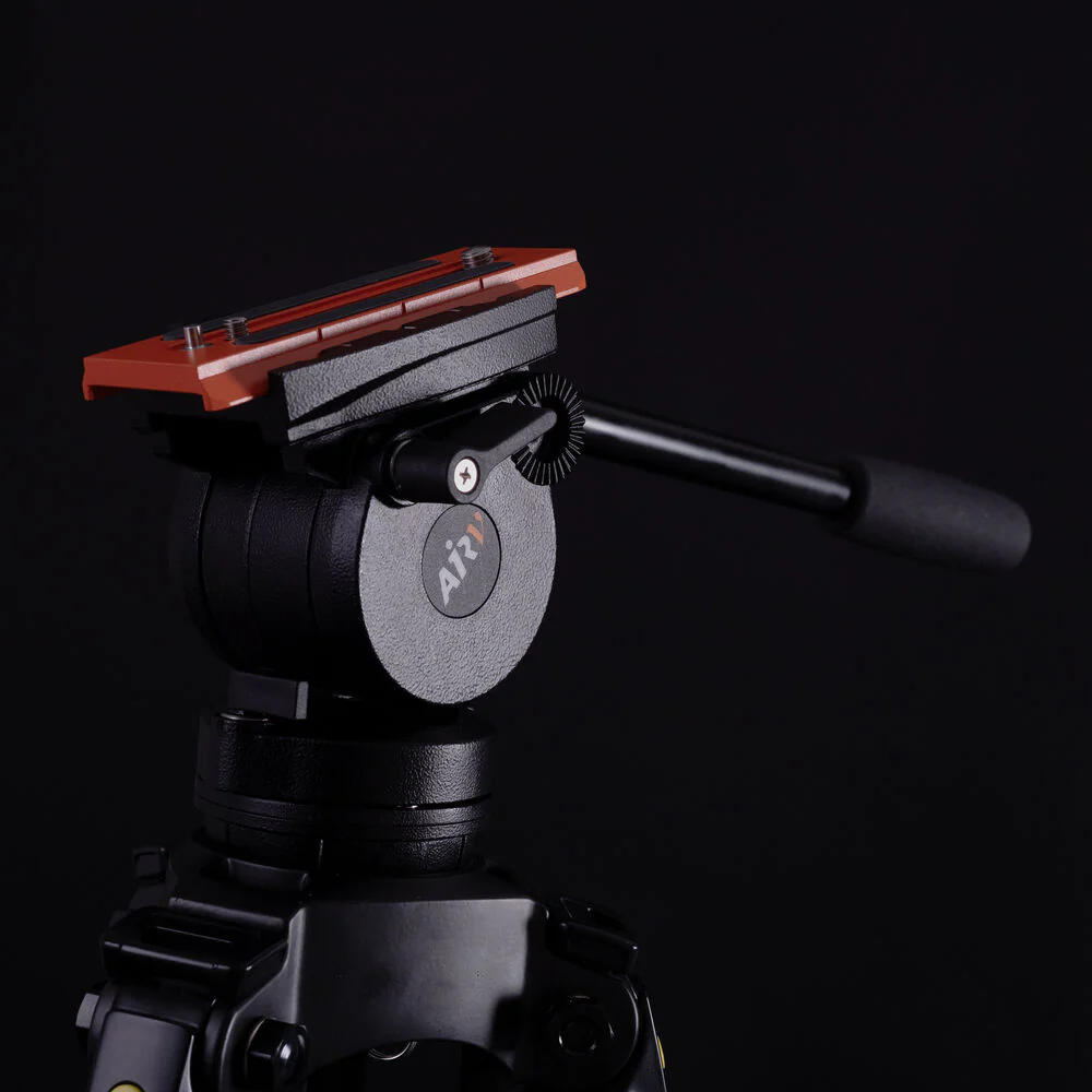 Miller AirV Fluid Head with Solo-Q 75 3-Stage Carbon Fiber Tripod & Soft Case Kit - Image 10