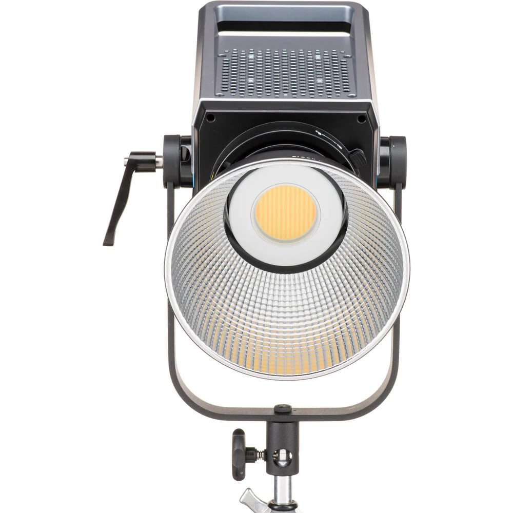 Nanlite FC-500B Bi-Colour LED Spotlight - Image 2