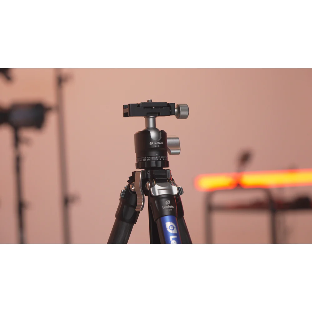 Nikon ZR Mobile Podcasting Kit - Image 70