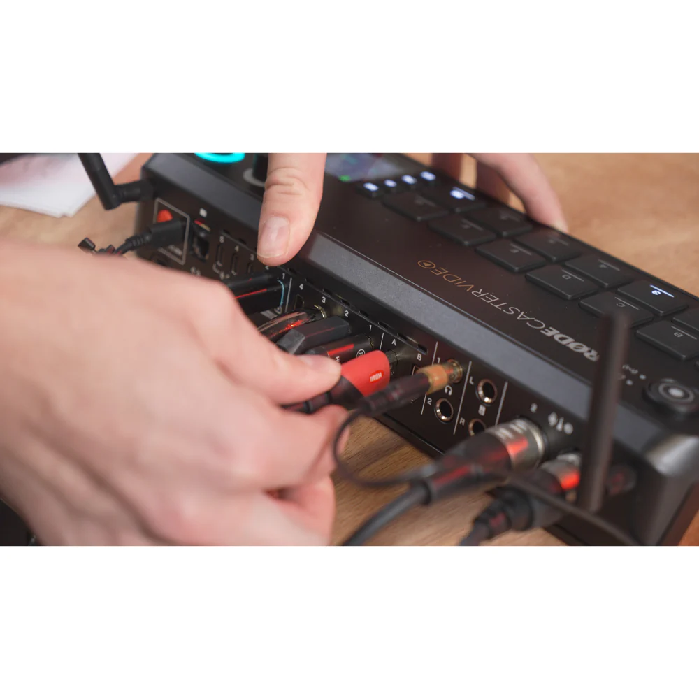 Nikon ZR Mobile Podcasting Kit - Image 78