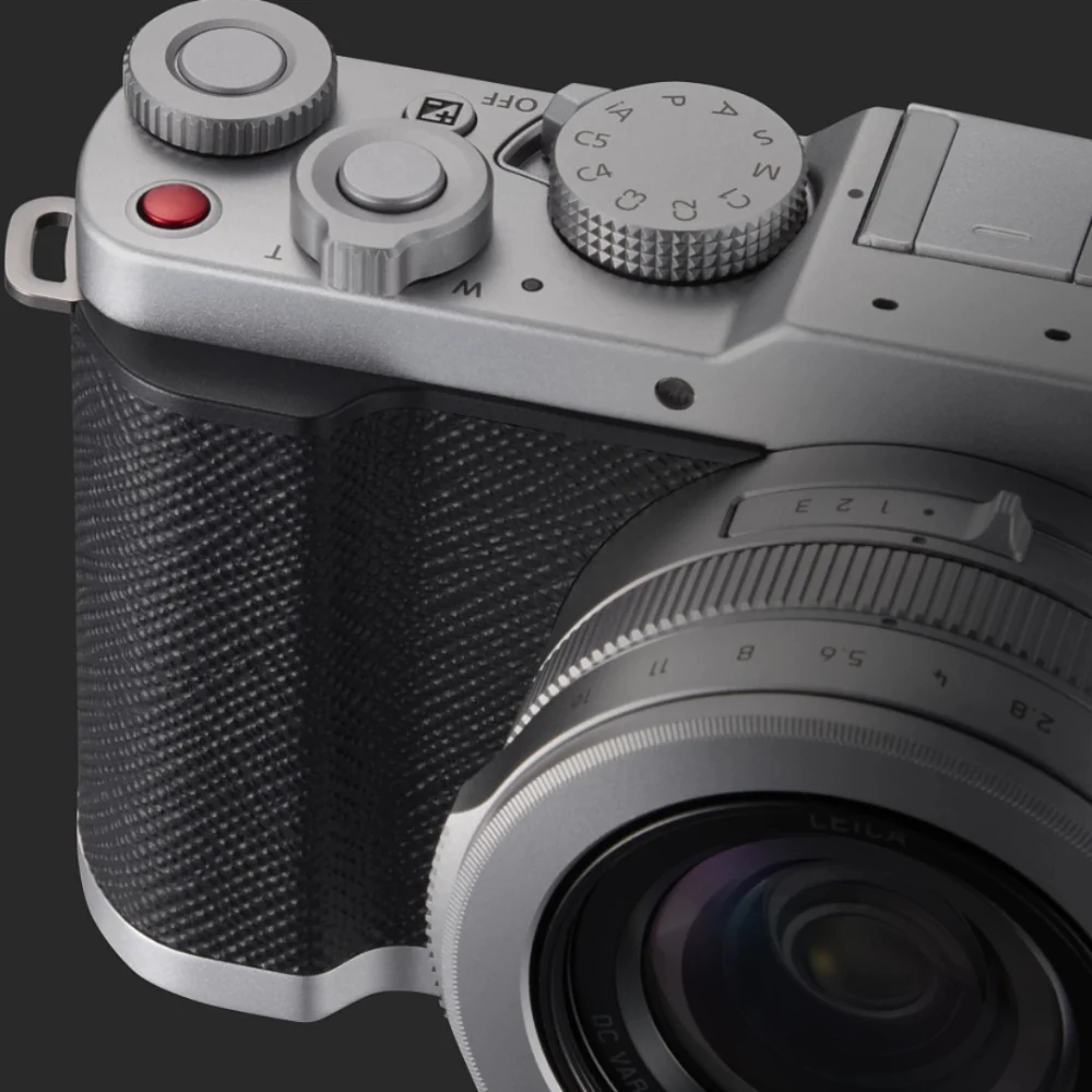 Panasonic Lumix L10 Premium Compact Camera - Image 45