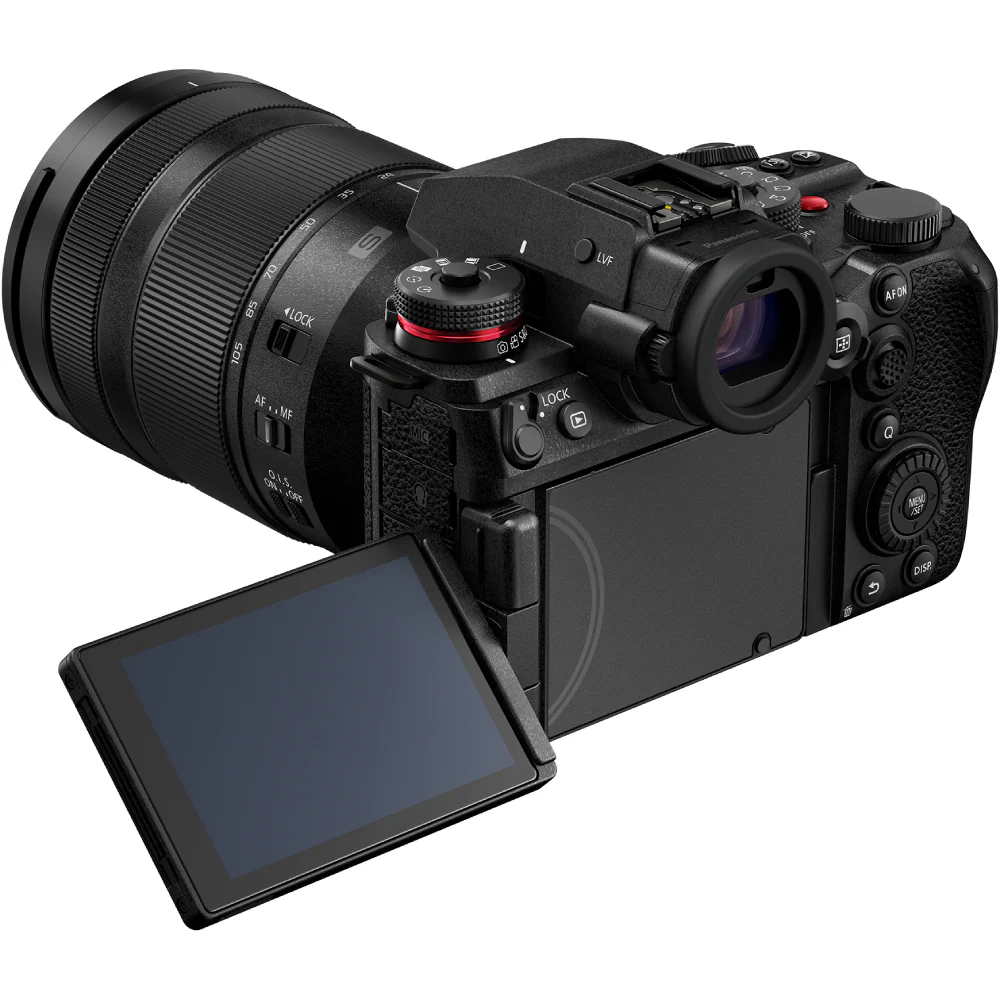 Panasonic LUMIX S1R II with S 24-105mm f/4 Macro OIS Lens - Image 15