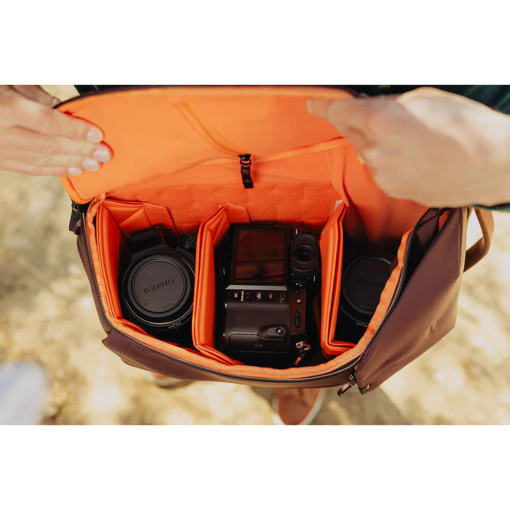 Peak Design Everyday Backpack 20L V2 - Image 11