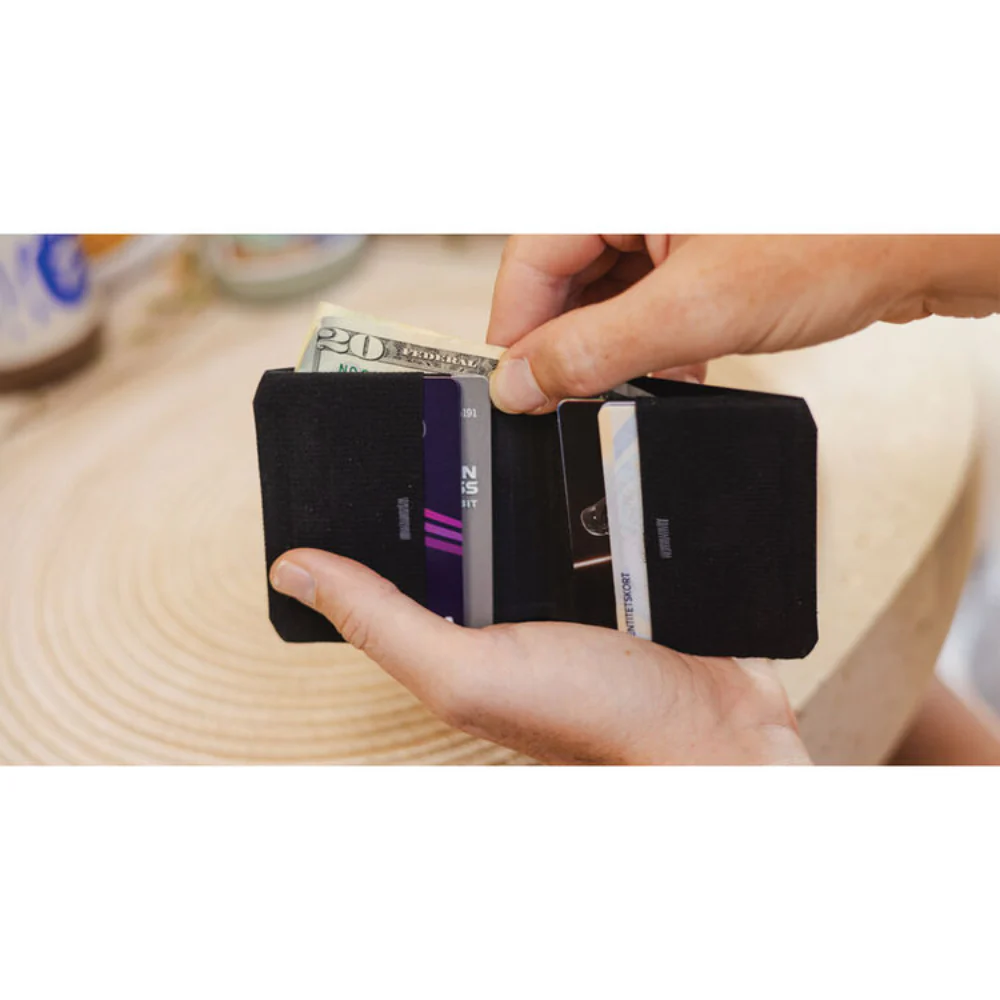Peak Design Everyday Billfold Wallet - Image 14