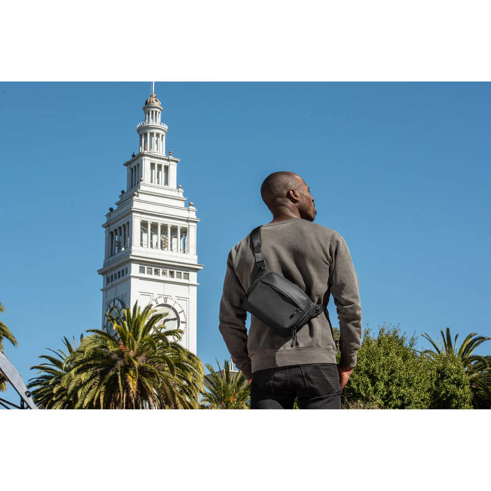 Peak Design Everyday Sling 3L v2 - Image 23