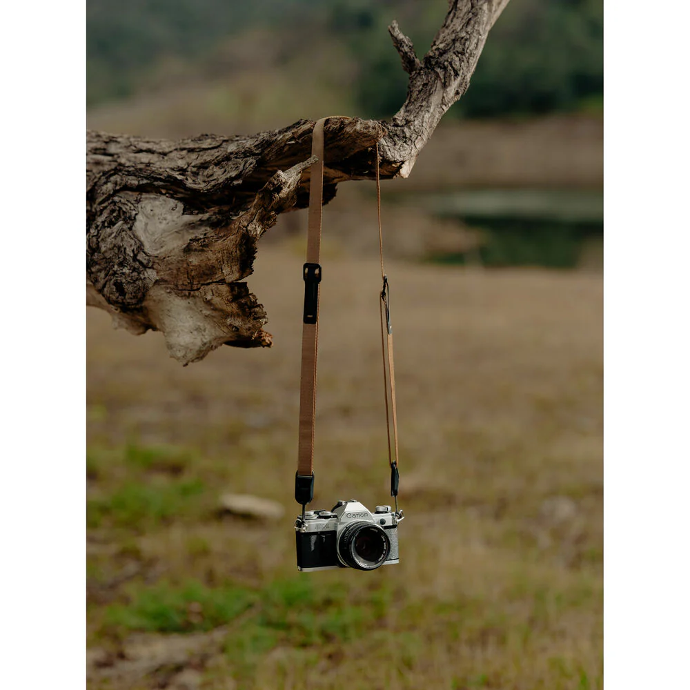 Peak Design Leash - Coyote - Image 3