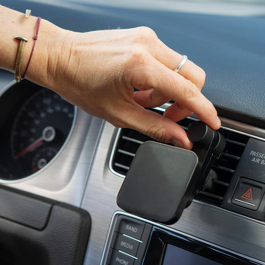 Peak Design Mobile - Car Mount - Vent - Charging - Black - Image 4