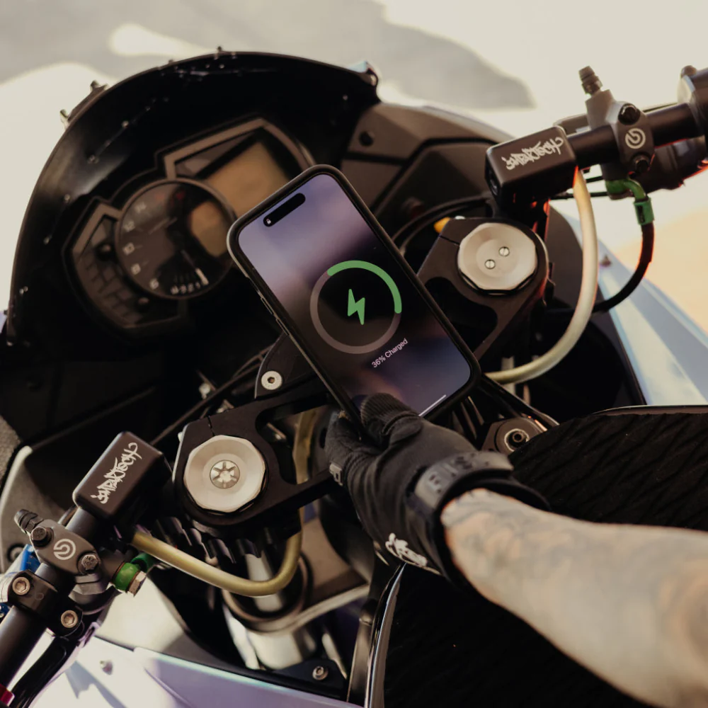 Peak Design Mobile Motorcycle Mount Stem Mount: Charging Black - Image 6