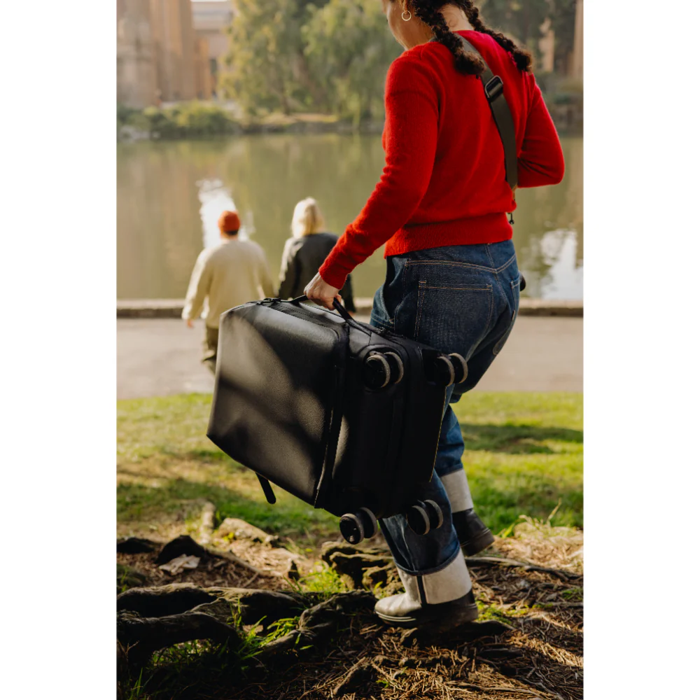 Peak Design Roller Pro Carry-On Luggage - Image 46