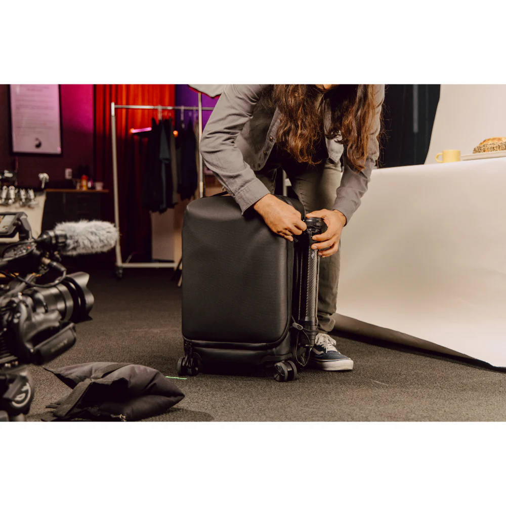 Peak Design Roller Pro Carry-On Luggage - Image 55