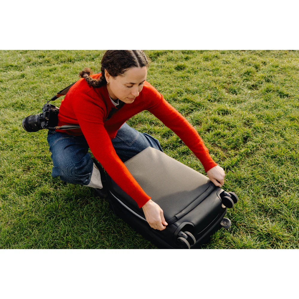 Peak Design Roller Pro Carry-On Luggage - Image 56