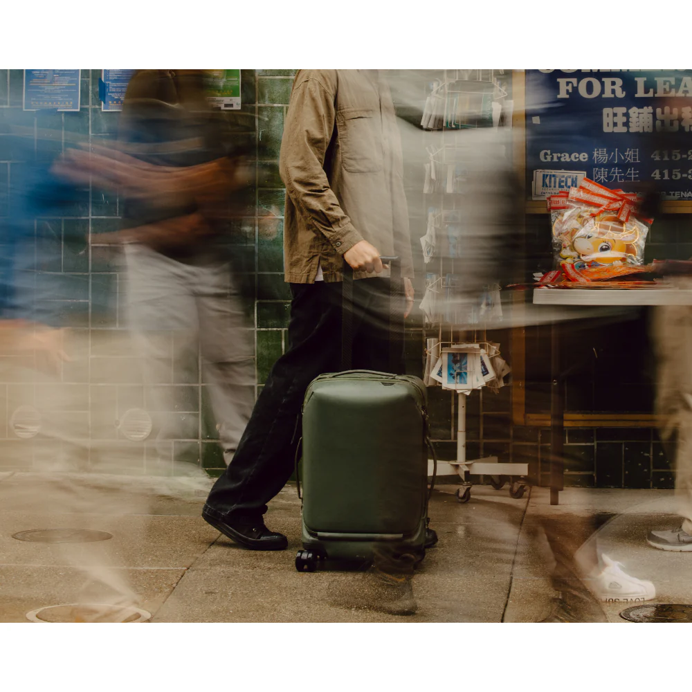 Peak Design Roller Pro Carry-On Luggage - Image 60