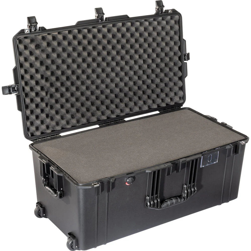 Pelican Air 1646WF Wheeled Hard Case with Foam Insert (Black)