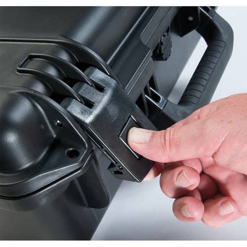 Pelican iM2370 Storm Case with Cubed Foam (Black) - Image 4