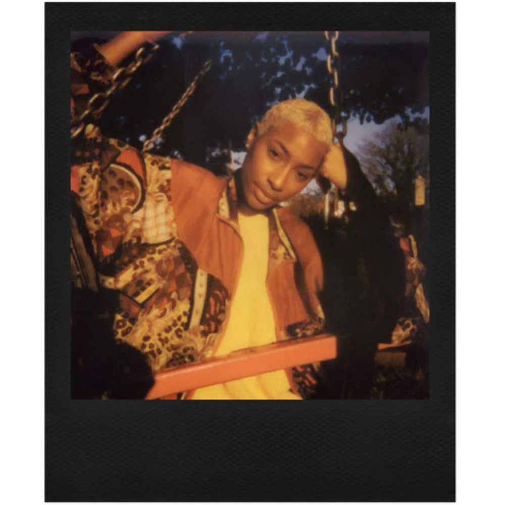 Polaroid Colour Film for i-Type - Black Frames - Image 2