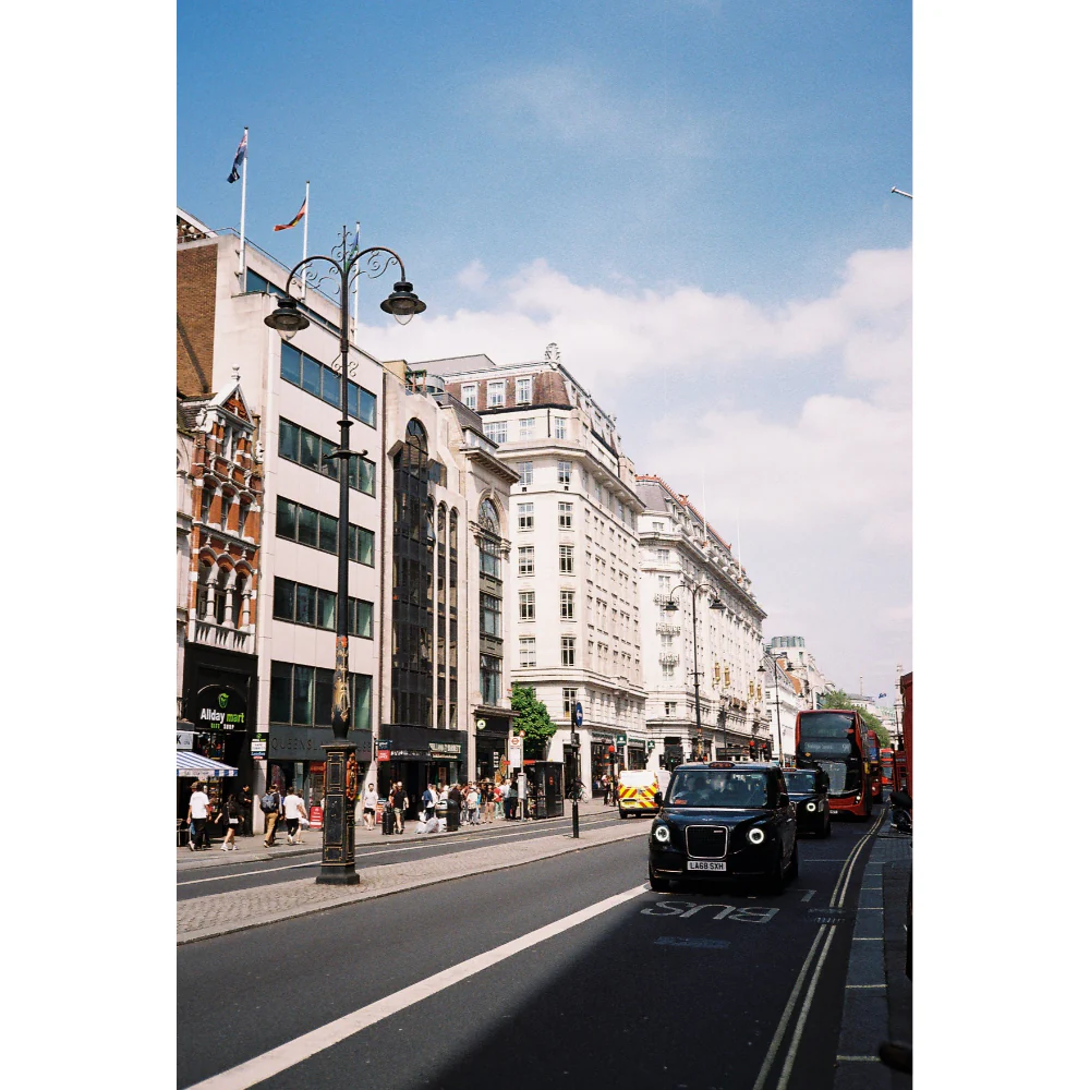 Rollei 35 AF Camera - Image 17