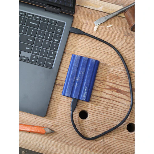 Samsung  T7 Shield Black Portable SSD 1TB - Image 8