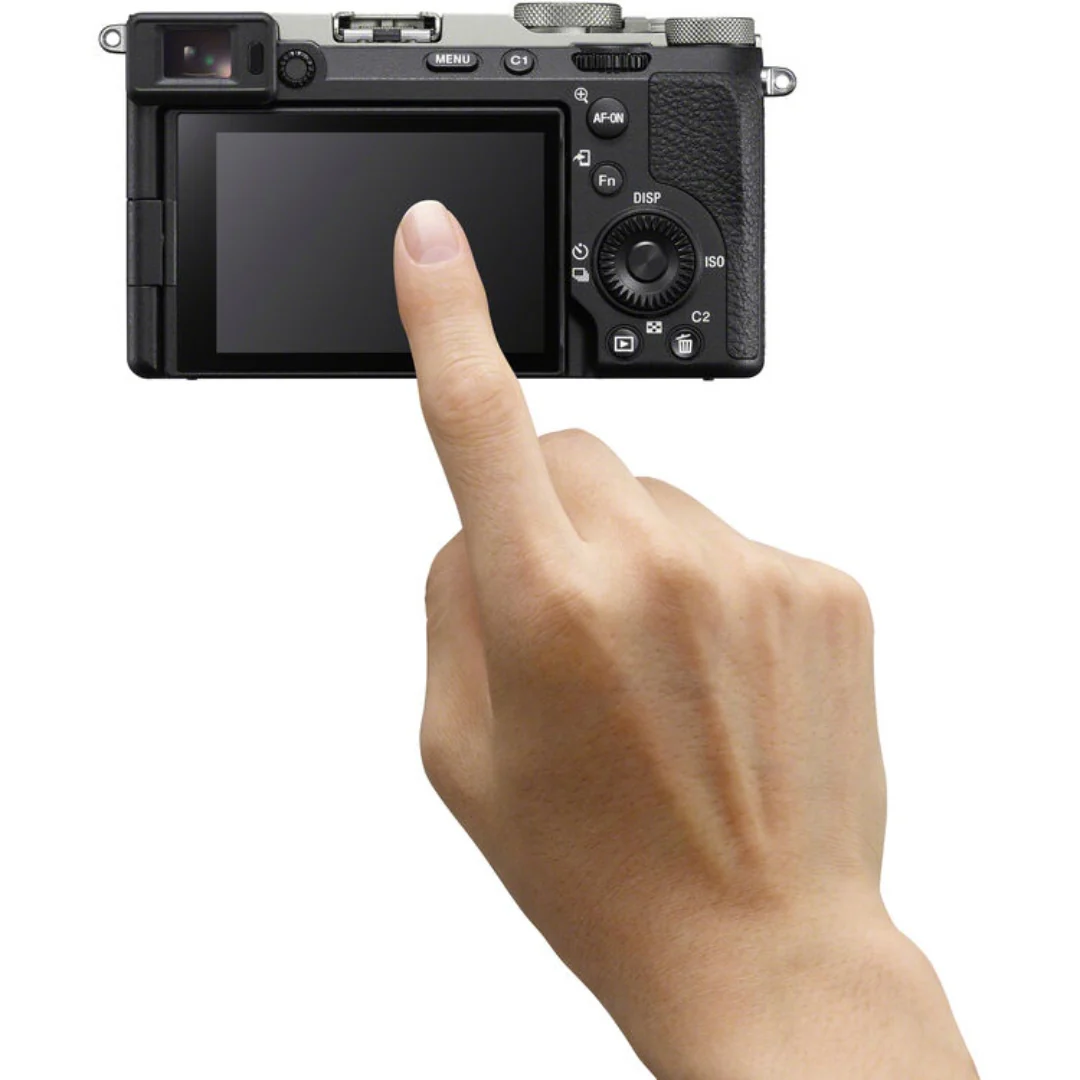 Sony a7C II (Silver) with 20-70mm f/4 G Lens - Image 10