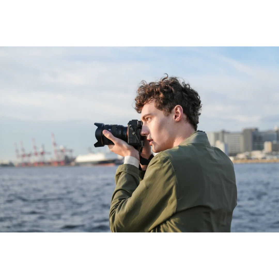 Sony a7C II (Silver) with 20-70mm f/4 G Lens - Image 26